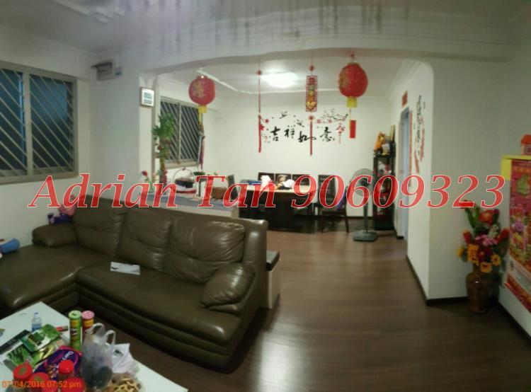 Tampines Street 81 thumbnail photo